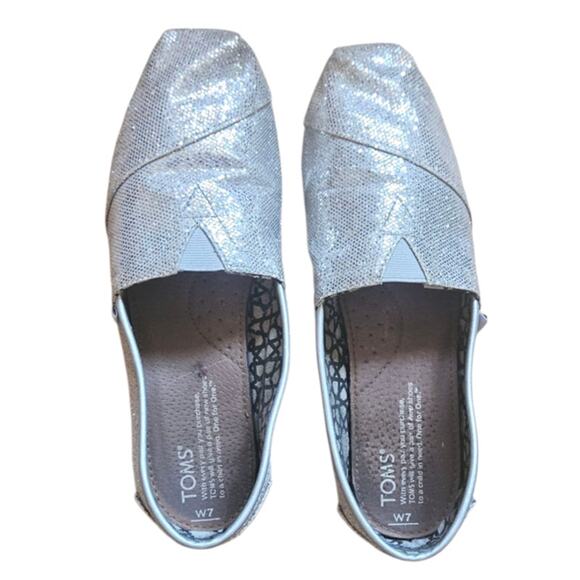 TOMS Silver Sparkle Glitter Flats Slip On Shoes Size 7 - Picture 4 of 9